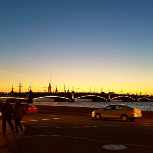 Петербургская ночь и разводные мосты