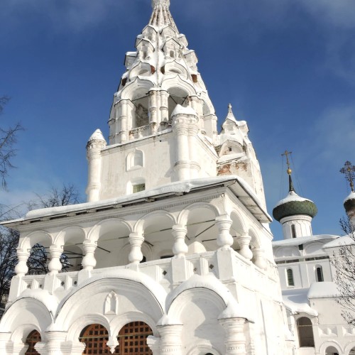 Утро на Волге: прогулка по набережной Ярославля
