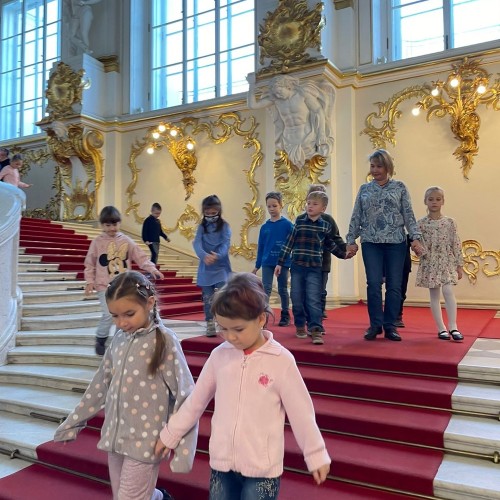 Детская экскурсия: Зимний дворец — сказочный ларец