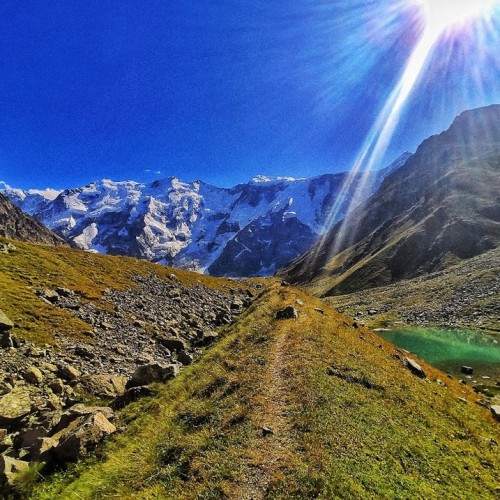Треккинг налегке в Безенги с размещением в альплагере