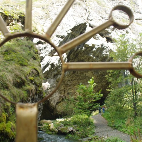 Всё включено в заповедной Башкирии с проживанием в модульном доме и душевной лепкой пельменей