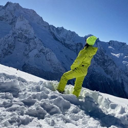 В Архыз и Домбай с комфортом: лыжи, квадроциклы, снегоходы и релакс в бане