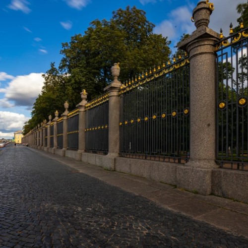 Петербург парадный и неприметный