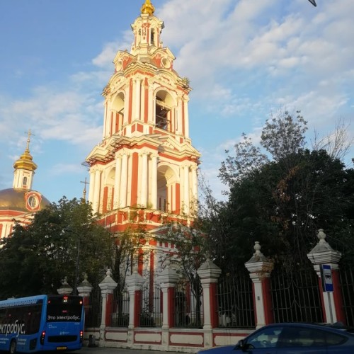 Гороховое поле: архитектурная жемчужина Москвы