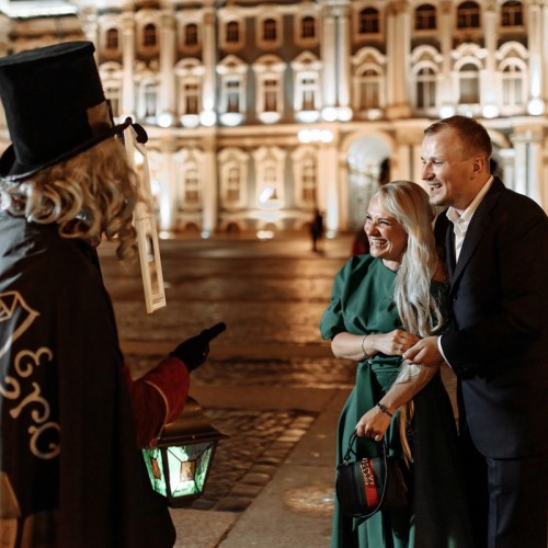 Спектакль-променад «Хранители города» с фонарщиком Фаролеро