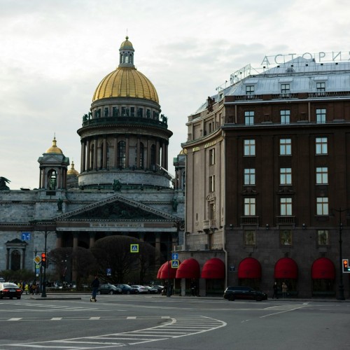 Петербург глазами горожан: легенды и истории