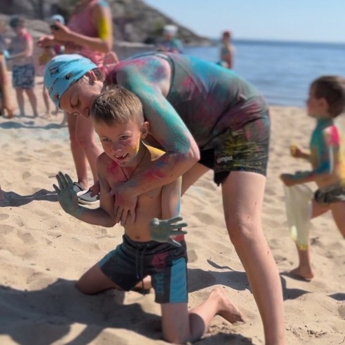 На остров за приключениями: семейный отдых на Ладоге с палатками, вожатыми и няней