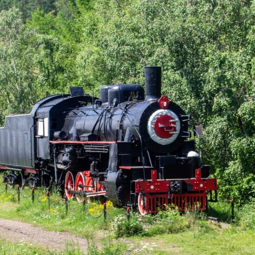 Самое яркое на Байкале: водные прогулки, поездка на поезде и энергия сакральных мест