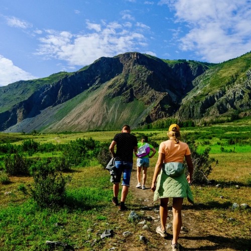 Алтайские активности: треккинг и хайкинг по долине Чулышман