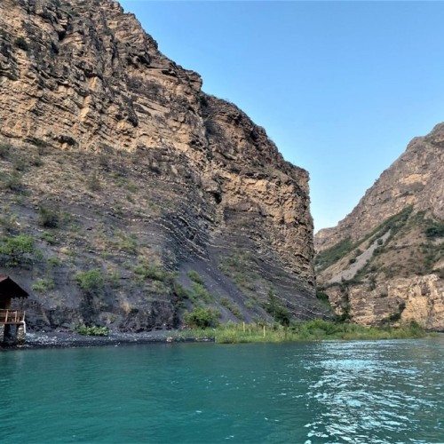 Прочь от рутины на приватную рыбалку в Дагестане: ловим окуня, судака и форель на Сулакском каньоне