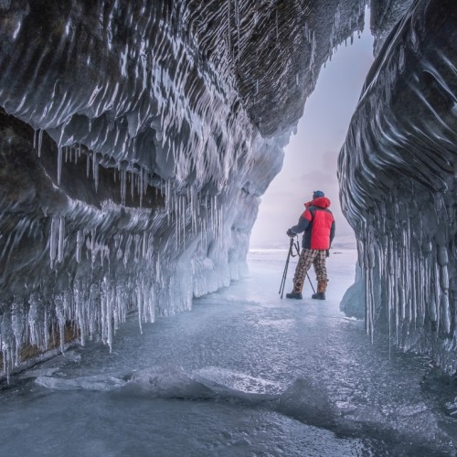 Индивидуальный джиппинг на Байкал с фотографом: ледяные пейзажи Ольхона и Огоя без экскурсий