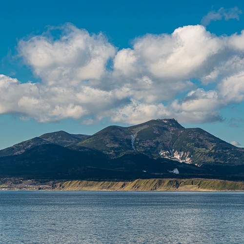 Остров чудес: путешествие по достопримечательностям Итурупа и окрестностей в мини-группе