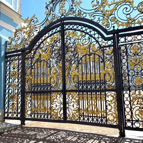 В Екатерининский и Александровский дворцы и парки (в группе)