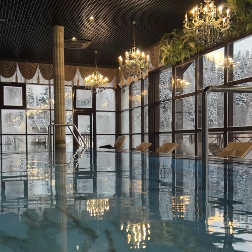 Индивидуально на внедорожнике из КМВ в Домбай