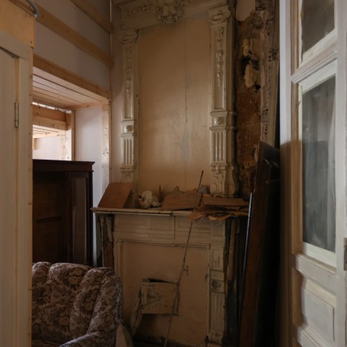 Петербург 4 в 1: дворы, парадные, коммуналки и крыша