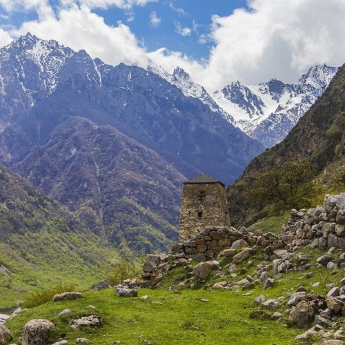 К седому великану Эльбрусу: тур выходного дня из Владикавказа