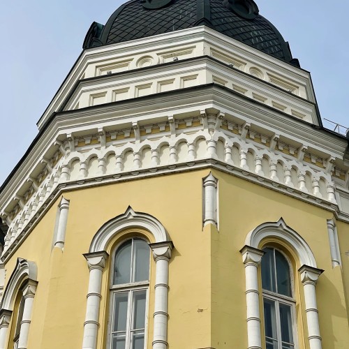 Астрахань: прогулка по Белому городу
