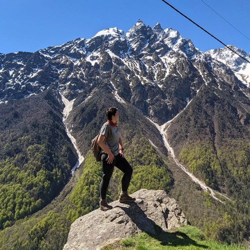 Треккинг в Цейском ущелье налегке с проживанием в гостинице (всё включено)