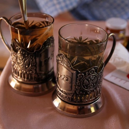 Железнодорожный круиз из Москвы в Карелию весной: 3 города, природа и ретропоезд