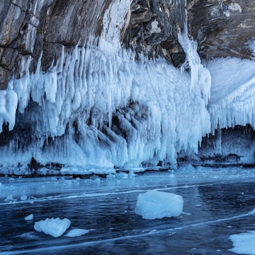 Тур «всё включено» по зимнему Байкалу: Горячинск, Ольхон, Чивыркуйский залив и волшебный лёд