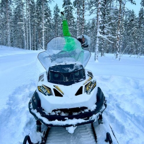 Карелия в белом наряде: зимняя сказка в Петрозаводске, Приладожье и парке «Рускеала»