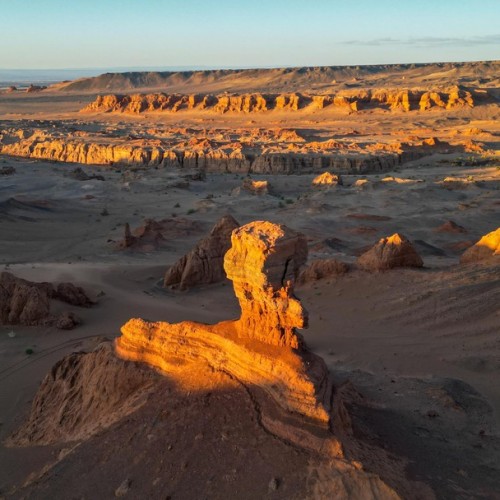 От пустыни до оазисов: большое путешествие по Монголии и Улан-Удэ