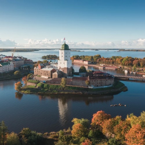 Железнодорожный круиз из Москвы в Карелию весной: 3 города, природа и ретропоезд