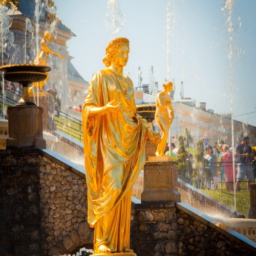 Автобусная экскурсия в Петергоф: Большой дворец, Малый дворец и фонтаны