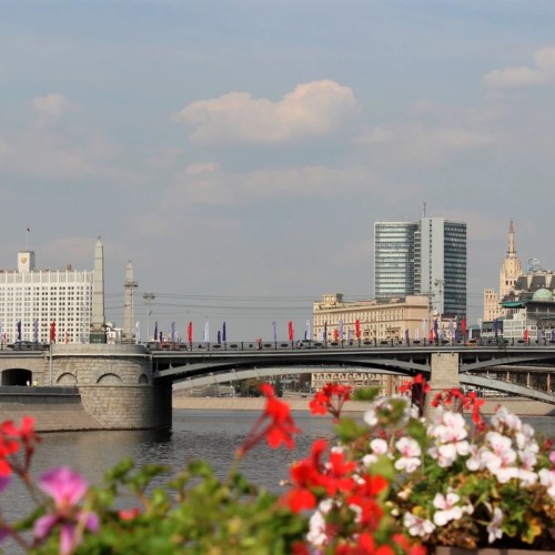Речная прогулка по центру Москвы от причала «Киевский» до парка «Зарядье»