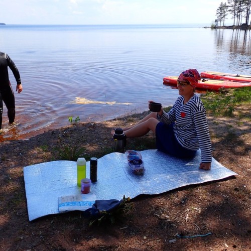 На сапах по Карелии с комфортом: озёра, солнце, релакс и пляжи