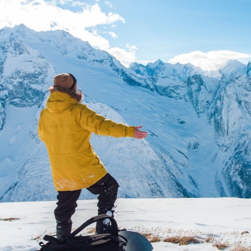 Зимний Домбай: осваиваем склоны Мусса-Ачитары, катаемся на квадроциклах и ловим форель