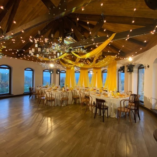 Французский шик в Краснодарском крае: по роскошным винодельням с дегустациями (индивидуально)