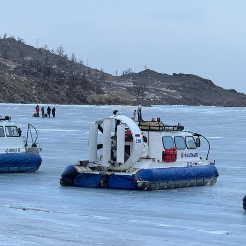 Сказка зимнего Байкала в Листвянке, Ольхоне и Баргузинском заливе: два берега священного моря