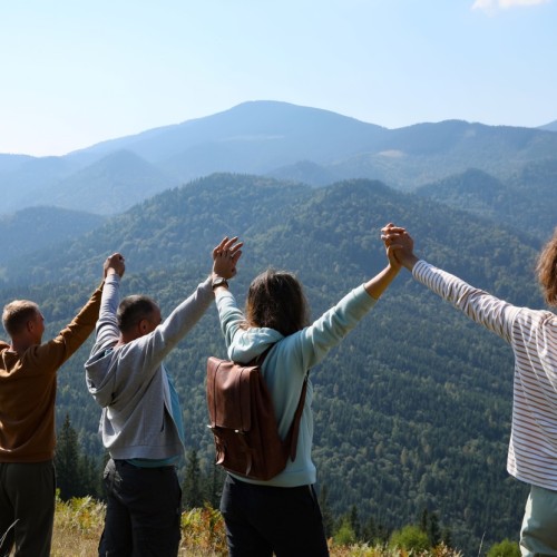Своей компанией на Ольхон: корпоративное путешествие к берегу Байкала