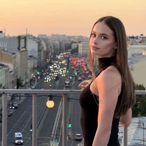 Комбо-экскурсия: обзорная на крыше + парадные и дворы-колодцы