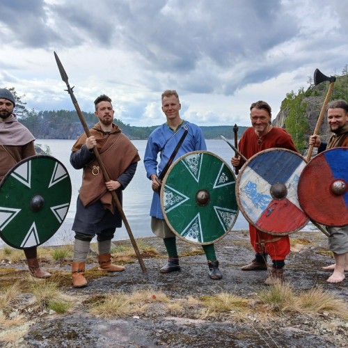 Дорогами викингов: мужской поход по Ладоге на драккаре (всё включено)