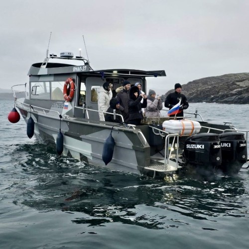 Индивидуальный джип-выезд по Кольскому с поисками китов, знакомством с саамами и катанием на оленях