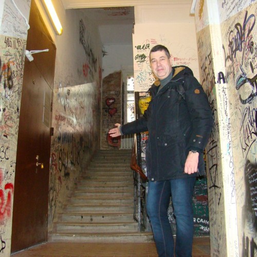 «Рукописи не горят»: по следам Мастера и Маргариты