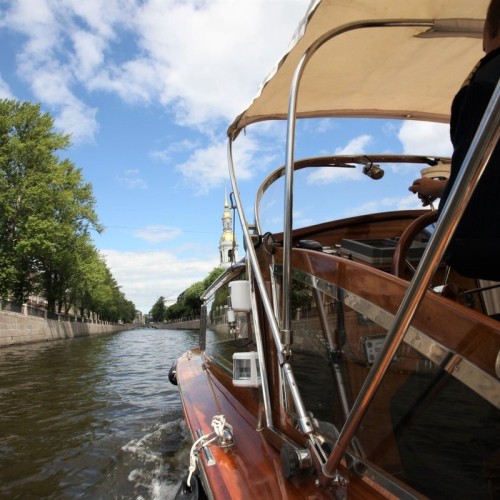 Лучший взгляд на Петербург: прогулка на персональном катере