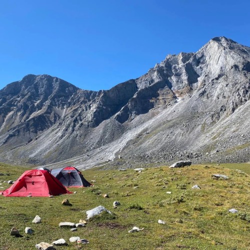 В горы Южной Сибири на Шумак: поход для опытных с рюкзаками и палаткам