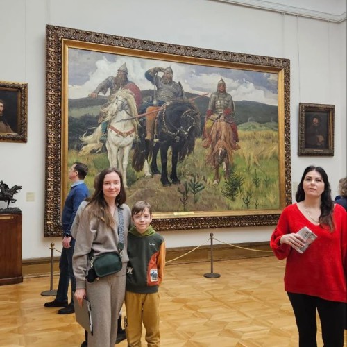 Квест-прогулка «Операция „Похищенный шедевр“» в Третьяковской галерее