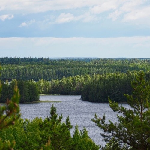 Автобусный тур в Карелию: Петрозаводск, парк «Рускеала», остров Кижи и Марциальные воды