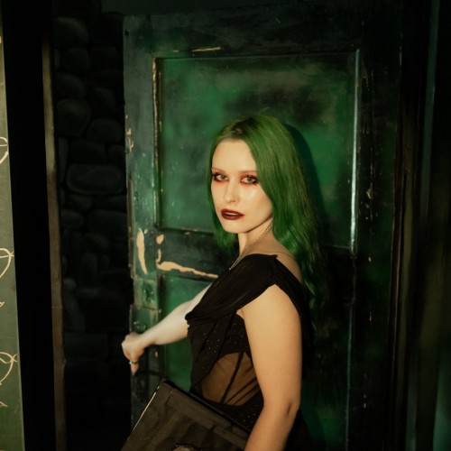 Петербург: фотосессия в «Тайной комнате»