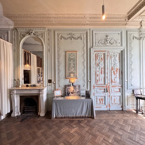 Через дворы и парадные в доходный дом Бака