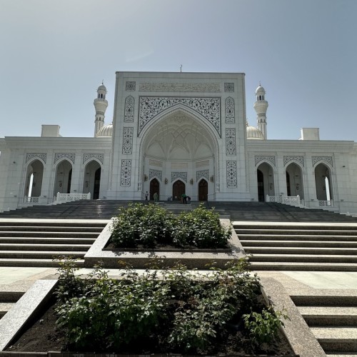 От старинных башен в горах до небоскрёбов: по Чечне с комфортом