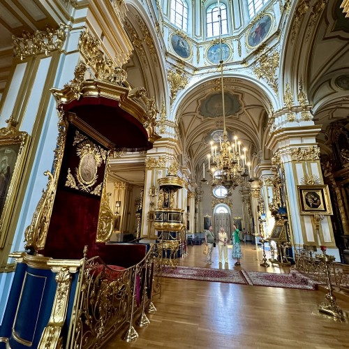 Семимостье и Николо-Богоявленский морской собор в Петербурге