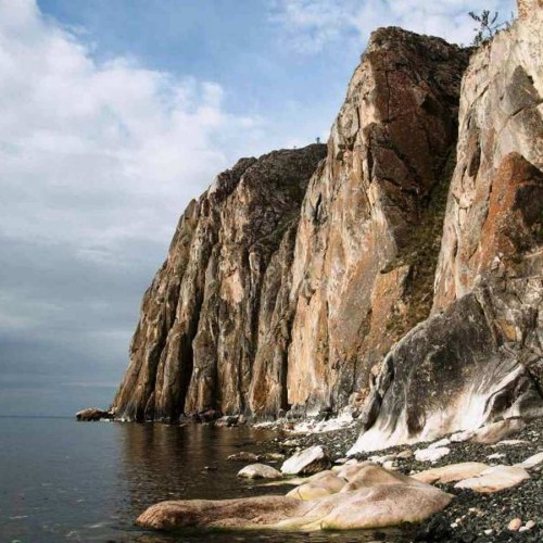 На выходные по шаманским местам и островам Малого Моря Байкала: сплав на лодках (палатки)