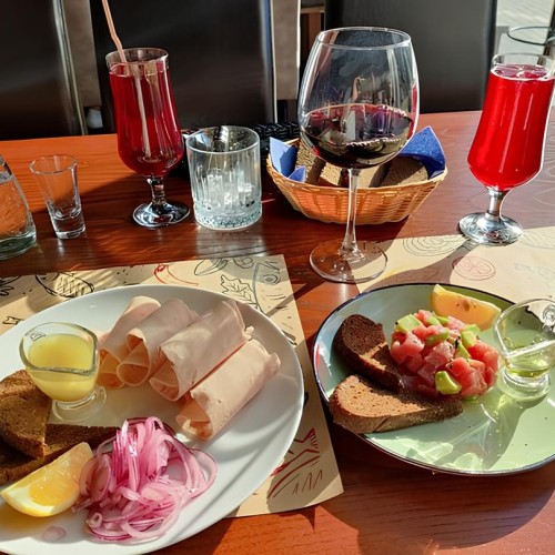 Увидеть, узнать и распробовать Калининград: 8 городов, экскурсии, гастрономия в мини-группе