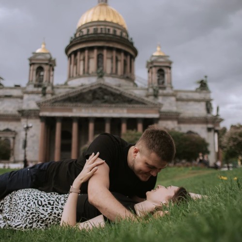 Экспресс-фотосессия в сердце Петербурга: локации на ваш выбор