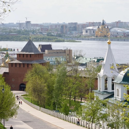 По Нижнему Новгороду — на авто